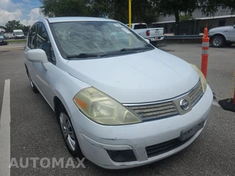 2008 Nissan Versa 1.8 S Hatchback - miniatura 3