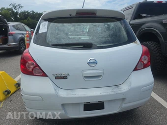 2008 Nissan Versa 1.8 S Hatchback - miniatura 5