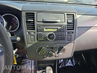 2008 Nissan Versa 1.8 S Sedan – miniatura 10