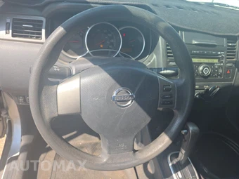 2008 Nissan Versa 1.8 SL Sedan - miniatura 10
