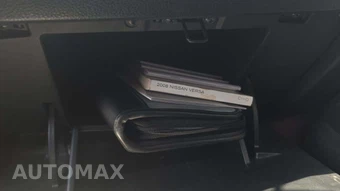2008 Nissan Versa 1.8 SL Sedan - miniatura 17