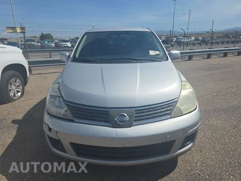 2008 Nissan Versa 1.8 SL Sedan - miniatura 2