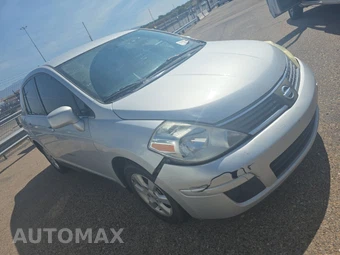2008 Nissan Versa 1.8 SL Sedan - miniatura 3