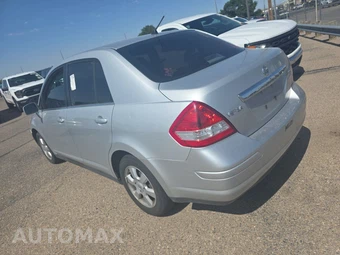 2008 Nissan Versa 1.8 SL Sedan - miniatura 6