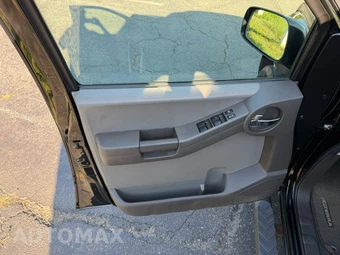 2008 Nissan Xterra S – miniatura 28