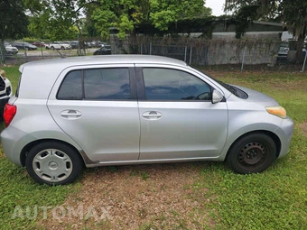 2008 Scion xD – miniatura 4