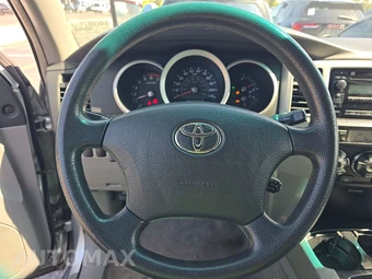 2008 Toyota 4Runner SR5 - miniatura 10