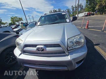 2008 Toyota 4Runner SR5 - miniatura 2