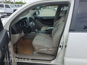 2008 Toyota 4Runner SR5 - miniatura 3