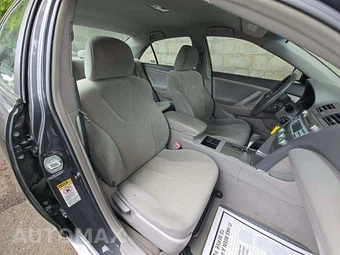 2008 Toyota Camry LE - miniatura 18