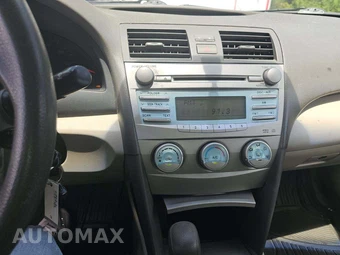 2008 Toyota Camry LE – miniatura 10