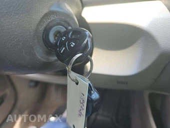 2008 Toyota Camry LE – miniatura 8