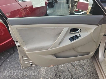 2008 Toyota Camry LE – miniatura 9