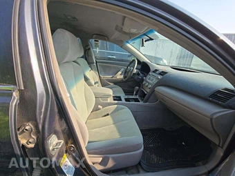 2008 Toyota Camry LE - miniatura 18