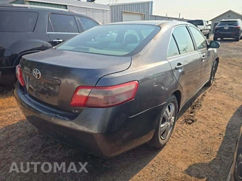 2008 Toyota Camry LE - miniatura 3
