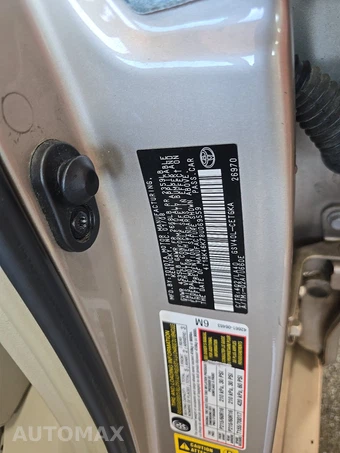 2008 Toyota Camry LE - miniatura 9