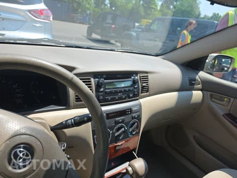2008 Toyota Corolla LE – miniatura 11