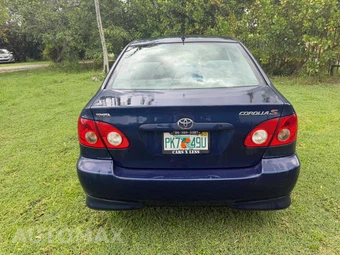 2008 Toyota Corolla S - miniatura 5