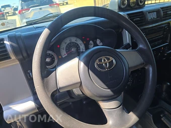 2008 Toyota FJ Cruiser w/Rear Doors - miniatura 10