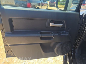 2008 Toyota FJ Cruiser w/Rear Doors - miniatura 9