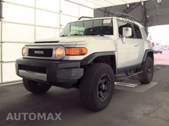 2008 Toyota FJ Cruiser w/Rear Doors