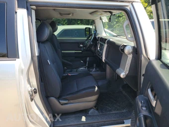 2008 Toyota FJ Cruiser w/Rear Doors - miniatura 8