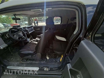 2008 Toyota FJ Cruiser w/Rear Doors - miniatura 10