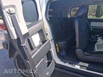 2008 Toyota FJ Cruiser w/Rear Doors - miniatura 13