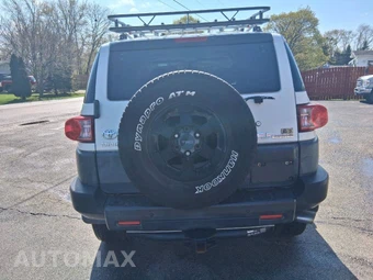 2008 Toyota FJ Cruiser w/Rear Doors - miniatura 4