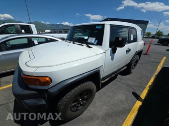 2008 Toyota FJ Cruiser w/Rear Doors
