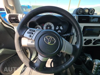 2008 Toyota FJ Cruiser w/Rear Doors - miniatura 10