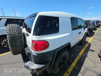 2008 Toyota FJ Cruiser w/Rear Doors - miniatura 4