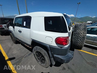 2008 Toyota FJ Cruiser w/Rear Doors - miniatura 6