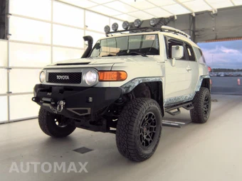 2008 Toyota FJ Cruiser w/Rear Doors