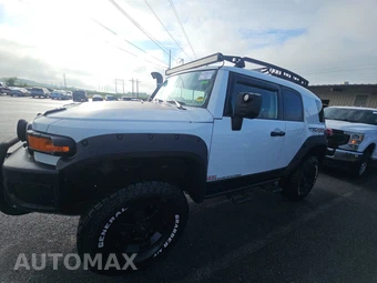 2008 Toyota FJ Cruiser w/Rear Doors