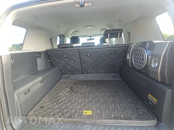 2008 Toyota FJ Cruiser w/Rear Doors - miniatura 16