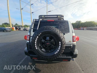 2008 Toyota FJ Cruiser w/Rear Doors - miniatura 5