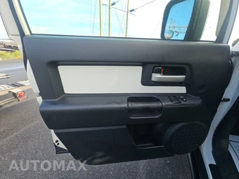 2008 Toyota FJ Cruiser w/Rear Doors - miniatura 9