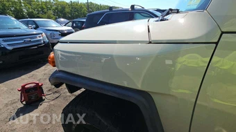 2008 Toyota FJ Cruiser w/Rear Doors - miniatura 9