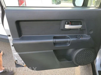 2008 Toyota FJ Cruiser w/Rear Doors - miniatura 9