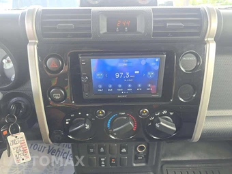 2008 Toyota FJ Cruiser w/Rear Doors - miniatura 10
