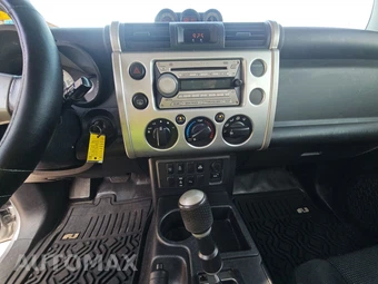 2008 Toyota FJ Cruiser w/Rear Doors - miniatura 11