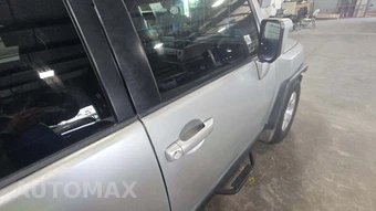 2008 Toyota FJ Cruiser w/Rear Doors - miniatura 21