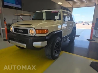 2008 Toyota FJ Cruiser w/Rear Doors