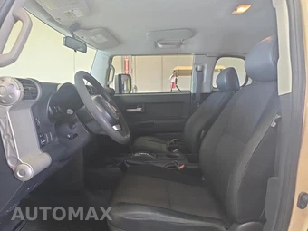 2008 Toyota FJ Cruiser w/Rear Doors - miniatura 7