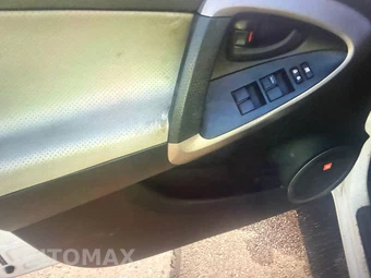 2008 Toyota RAV4 Limited - miniatura 9