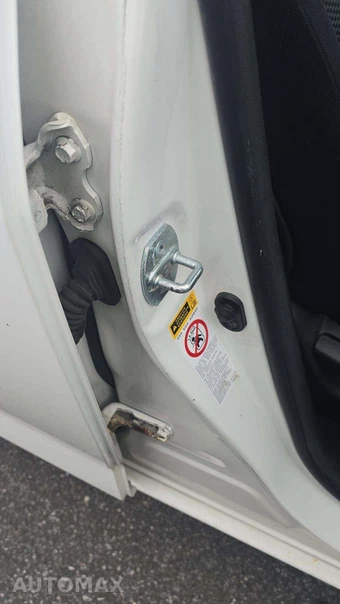 2008 Toyota RAV4 Sport – miniatura 32