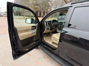 2008 Toyota Sequoia Platinum - miniatura 24
