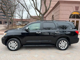 2008 Toyota Sequoia Platinum - miniatura 5