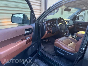 2008 Toyota Sequoia Platinum - miniatura 12